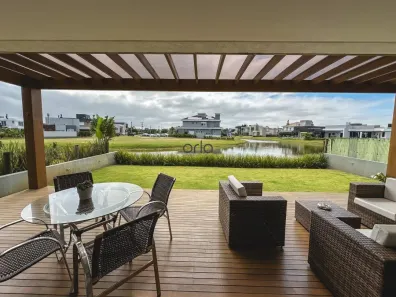 Casa de Condomínio com 3 Quartos à venda, 260m² no XANGRI-LÁ, Xangri-lá