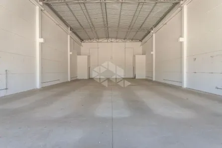 Ponto Comercial para alugar, 240m² no Hípica, Porto Alegre