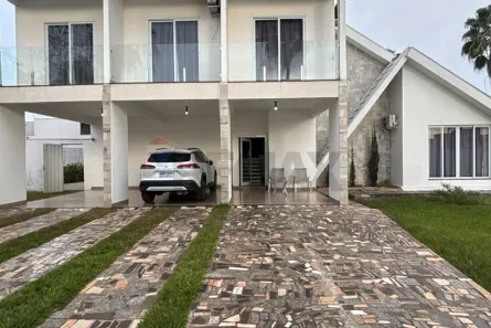 Casa com 4 Quartos à venda, 439m² no Setor Ceara, Aragarças