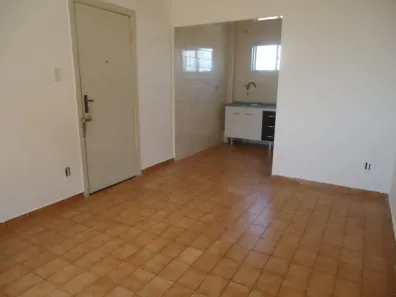 Kitnet para alugar, 28m² no Centro, São Vicente