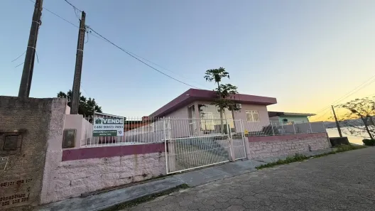 Casa com 3 Quartos à venda, 130m² no Prainha, Imaruí