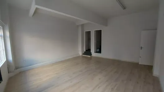 Ponto Comercial para alugar, 42m² no Floresta, Porto Alegre
