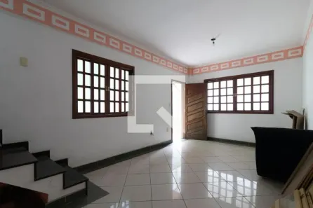 Casa com 3 Quartos à venda, 187m² no Parque das Paineiras, São Paulo