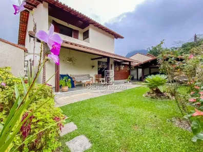 Casa com 3 Quartos à venda, 239m² no Carlos Guinle, Teresópolis