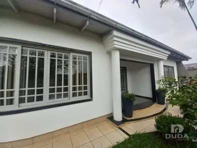Casa com 3 Quartos à venda, 257m² no Jardim Maristela, Criciúma