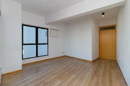 Sala Comercial para venda ou aluguel, 35m² no Batel, Curitiba