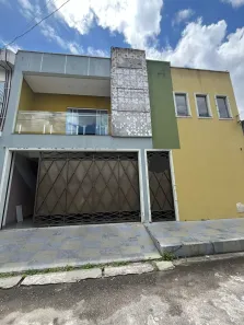 Sobrado com 4 Quartos à venda, 230m² no Cidade Nova, Ananindeua
