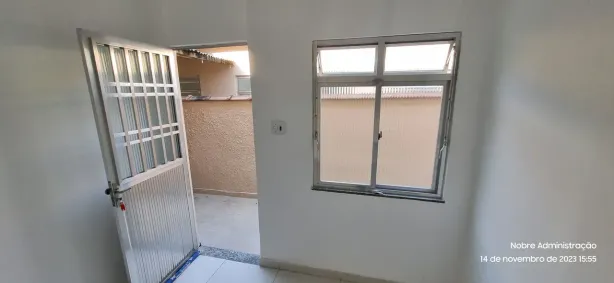 Casa com 1 Quarto para alugar, 40m² no Ramos, Rio de Janeiro