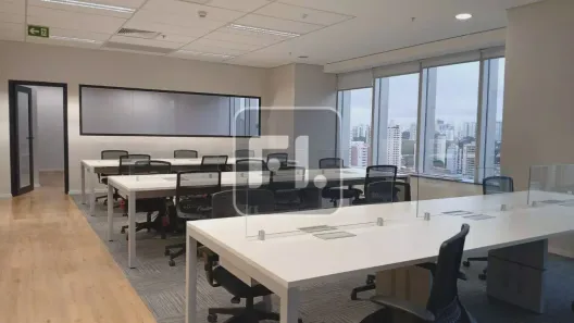 Sala Comercial para alugar, 412m² no Vila São Francisco (Zona Sul), São Paulo