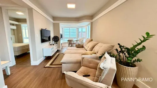Apartamento com 3 Quartos para alugar, 135m² no Centro, Balneário Camboriú