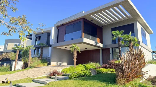 Casa de Condomínio com 4 Quartos à venda, 393m² no Nossa Senhora da Saúde, Caxias do Sul