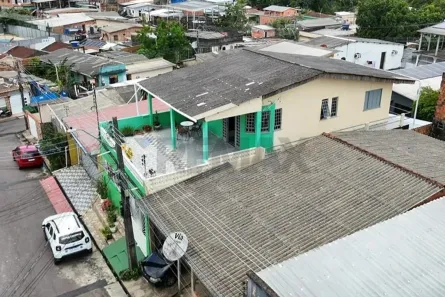 Casa com 4 Quartos à venda, 300m² no Lírio do Vale, Manaus