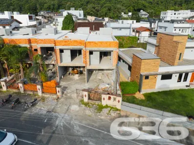 Sobrado com 3 Quartos à venda, 147m² no Saguaçu, Joinville