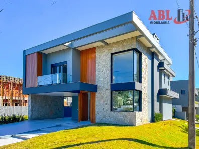 Casa com 3 Quartos à venda, 242m² no Distrito Industrial, Cachoeirinha