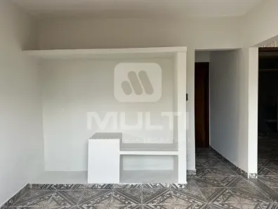 Casa com 3 Quartos à venda, 130m² no Jardim Patrícia, Uberlândia