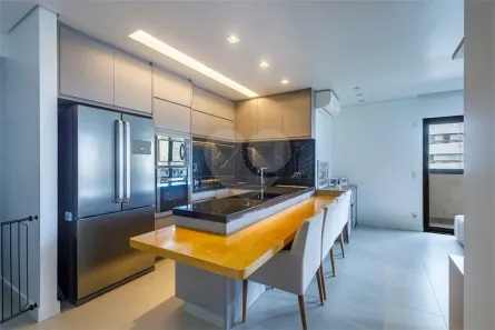 Apartamento com 3 Quartos para alugar, 117m² no Pinheiros, São Paulo
