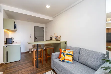 Apartamento com 1 Quarto para alugar, 32m² no Cristo Rei, Curitiba