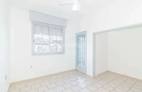 Casa com 3 Quartos para alugar, 120m² no Medianeira, Porto Alegre