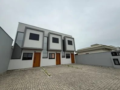 Casa de Condomínio com 2 Quartos para alugar, 70m² no Santo Antônio de Pádua, Tubarão