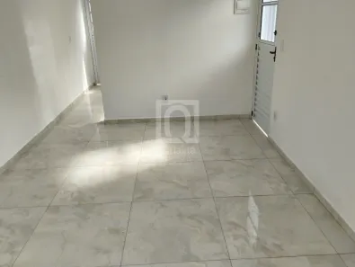Casa com 1 Quarto à venda, 45m² no Parque Manchester, Sorocaba