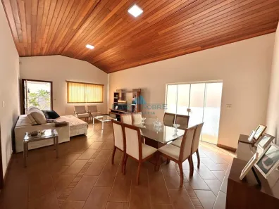 Casa com 3 Quartos à venda, 216m² no Jardim Santana, Franca