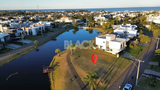 Lote/Terreno à venda, 555m² no Torres, Torres