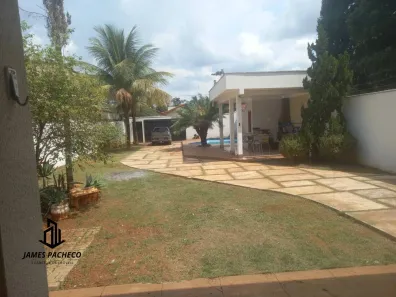 Casa com 5 Quartos à venda, 360m² no Vila Rezende, Goiânia