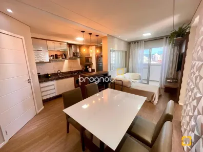 Apartamento com 2 Quartos à venda, 57m² no Barreiros, São José