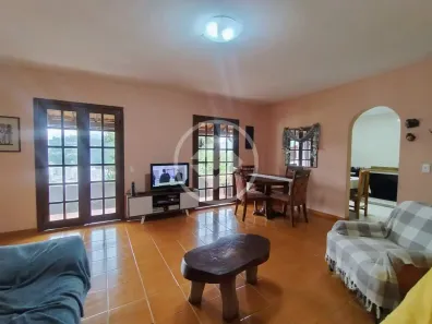 Casa com 3 Quartos à venda, 130m² no Fazendinha, Teresópolis