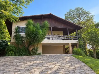 Casa com 6 Quartos à venda, 281m² no Samambaia, Petrópolis