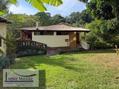 Casa com 3 Quartos à venda, 250m² no Santo Antônio, Paty do Alferes
