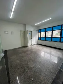 Ponto Comercial para alugar, 30m² no Parque Residencial Laranjeiras, Serra