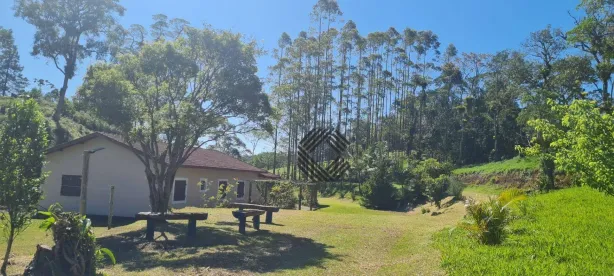 Fazenda/Sítio com 4 Quartos à venda, 300m² no Do Alecrim, Tapiraí
