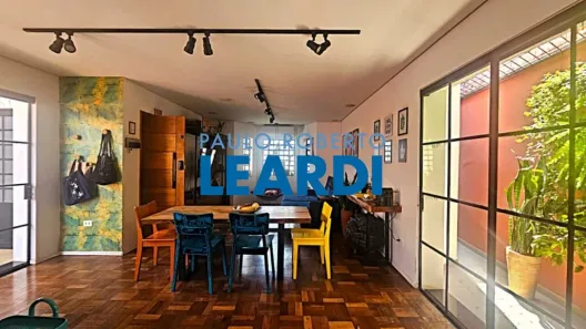 Casa com 3 Quartos à venda, 307m² no Bela Aliança, São Paulo
