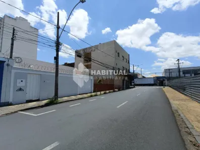 Imóvel Comercial com 4 Quartos para alugar, 197m² no Centro, Uberlândia