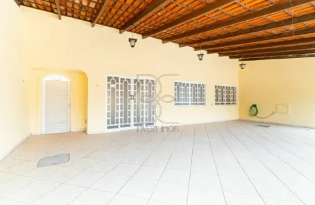 Casa com 4 Quartos à venda, 200m² no Guará I, Brasília