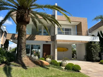 Casa de Condomínio com 5 Quartos à venda, 327m² no , Xangri-Lá