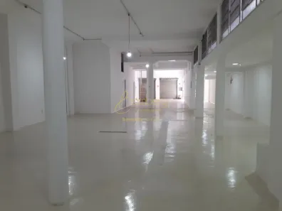 Galpão/Depósito/Armazém à venda, 1000m² no Jardim Regis, São Paulo