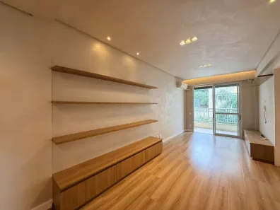 Apartamento com 3 Quartos para alugar, 75m² no Itacorubi, Florianópolis