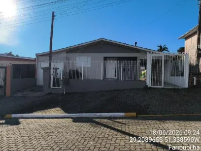 Casa com 3 Quartos à venda, 143m² no Santa Catarina, Farroupilha