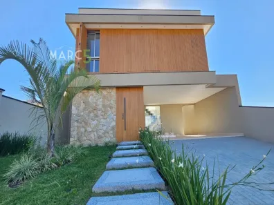 Casa com 4 Quartos à venda, 270m² no Centro, Arujá