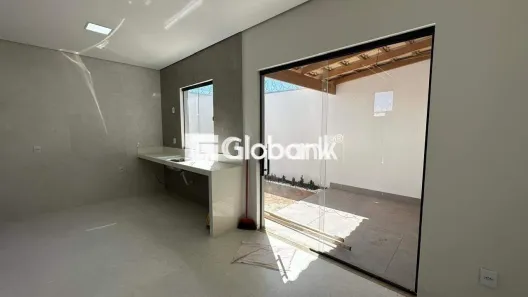 Casa com 3 Quartos à venda, 101m² no Planalto, Montes Claros