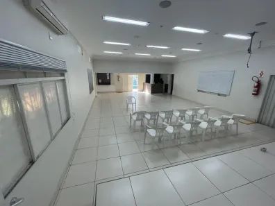 Ponto Comercial com 1 Quarto à venda, 109m² no Araés, Cuiabá