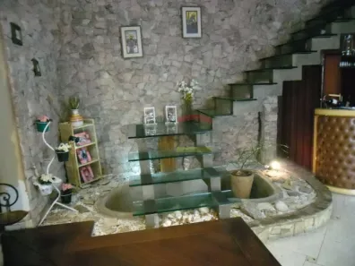Sobrado com 4 Quartos à venda, 391m² no Vila Mazzei, São Paulo