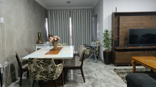 Casa com 3 Quartos à venda, 163m² no Setor Castelo Branco, Goiânia