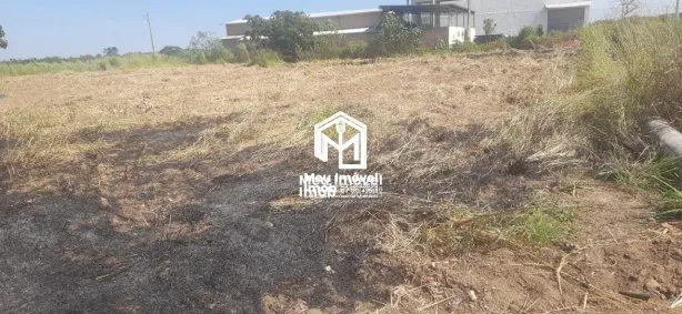 Lote/Terreno à venda, 300m² no Parque do Cerrado, Luziânia