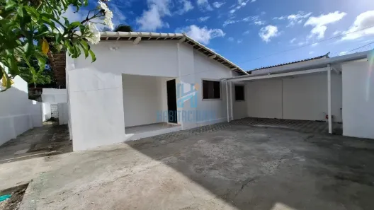 Casa com 4 Quartos para alugar, 120m² no Lagoa Nova, Natal