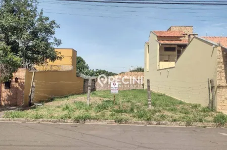 Lote/Terreno à venda, 300m² no Jardim São Paulo, Rio Claro