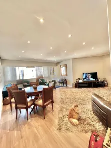 Apartamento com 3 Quartos para alugar, 240m² no Centro, Balneário Camboriú
