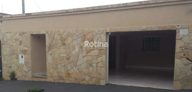 Casa com 3 Quartos à venda, 212m² no Cidade Jardim, Uberlândia